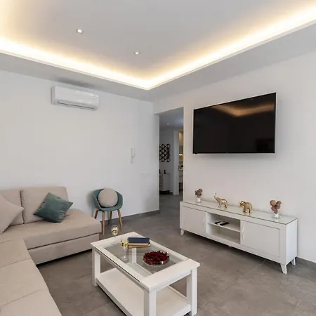 Ereza Villa Aqualava I *